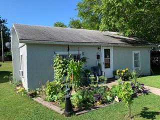 Tract 3 - 1009 Elm Street - Rental Property in Adams County, IN - REAL ESTATE AUCTION - 3 INVESTMENT PROPERTIES IN ADAMS COUNTY, INDIANA